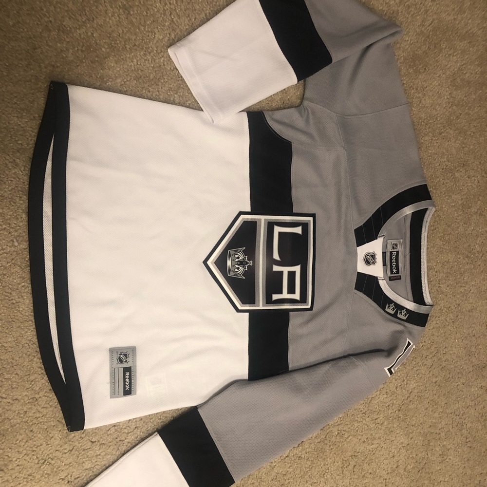 Reebok LA King Jersey SiZe M